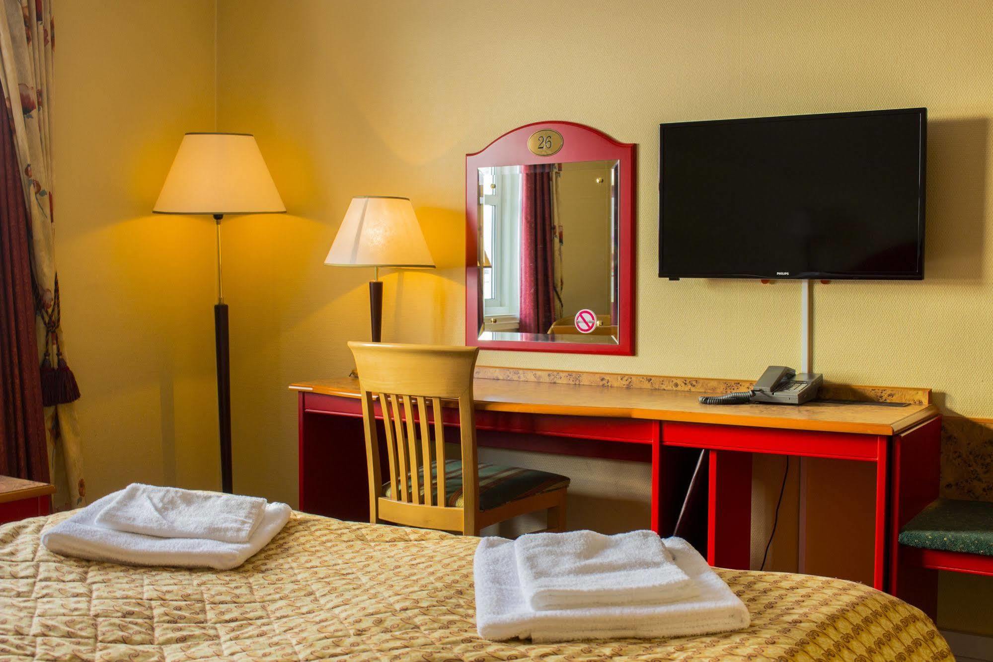 Tysfjord Hotel Storjord I Tysfjord ภายนอก รูปภาพ