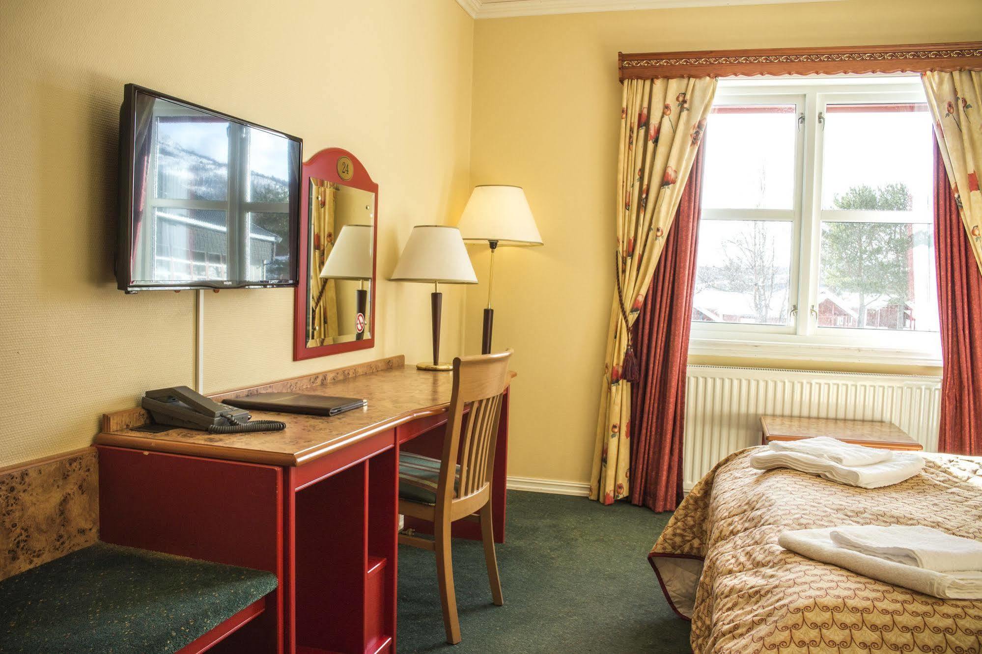 Tysfjord Hotel Storjord I Tysfjord ภายนอก รูปภาพ